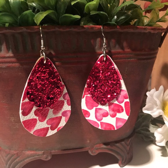 Faux Leather Earrings Valentine Hearts Pink 2.5” - Picture 1 of 7